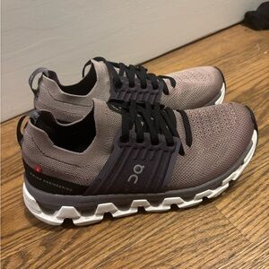 On Running Women's Black and Gray Athletic Shoes